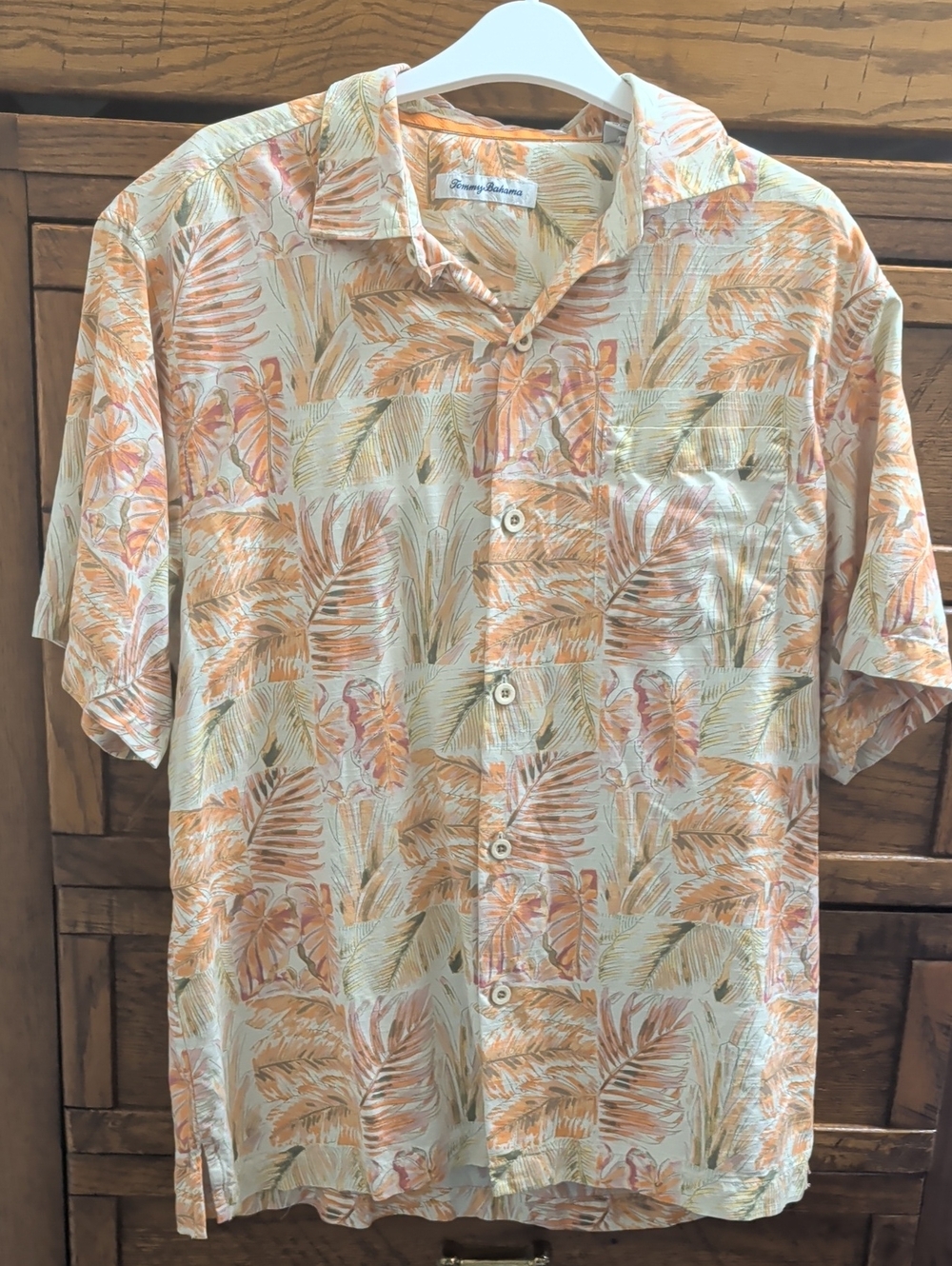 Tommy Bahama 100% Silk Cream and Orange Tropical Button Up Short Sleeve Shirt
